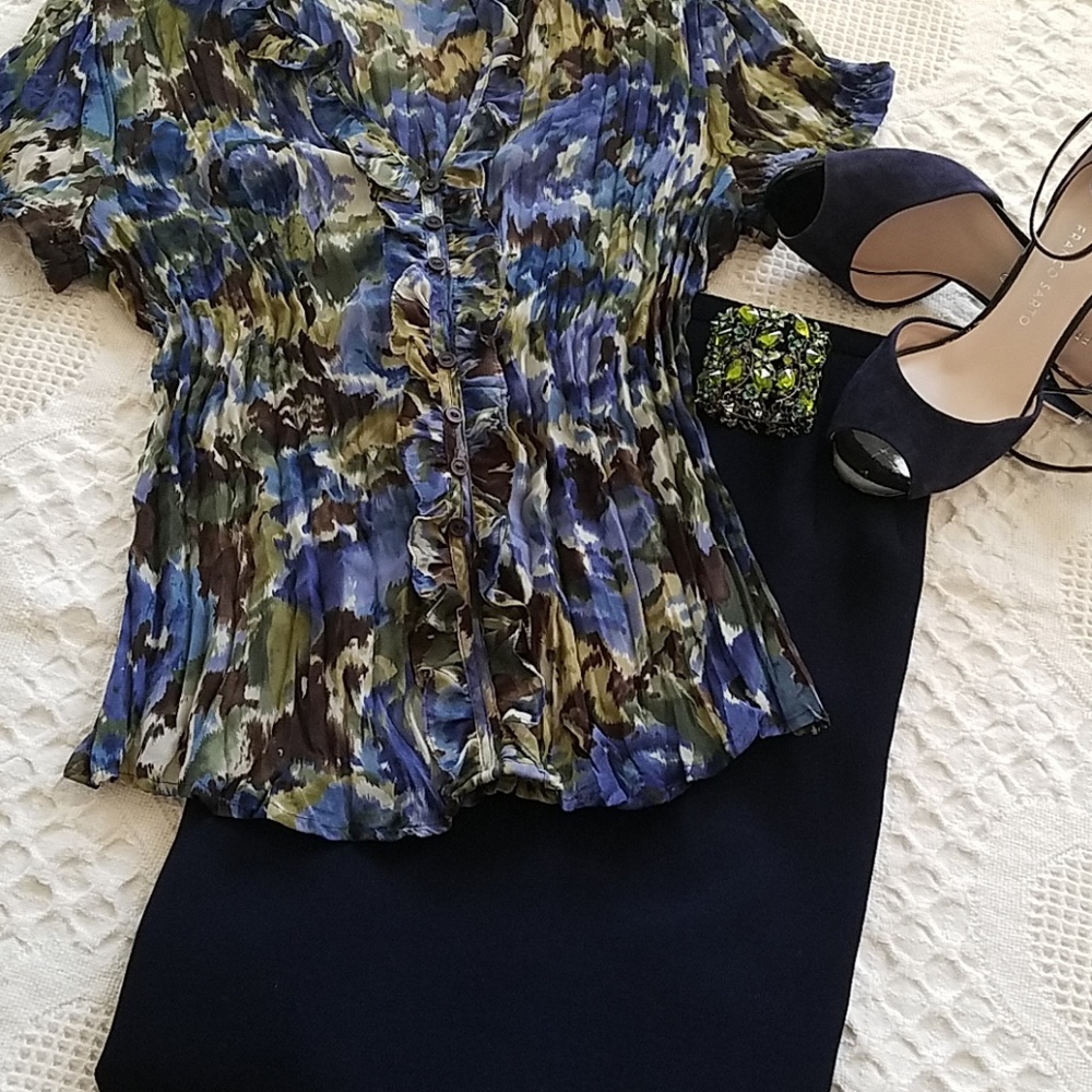 NAVY PENCIL SKIRT